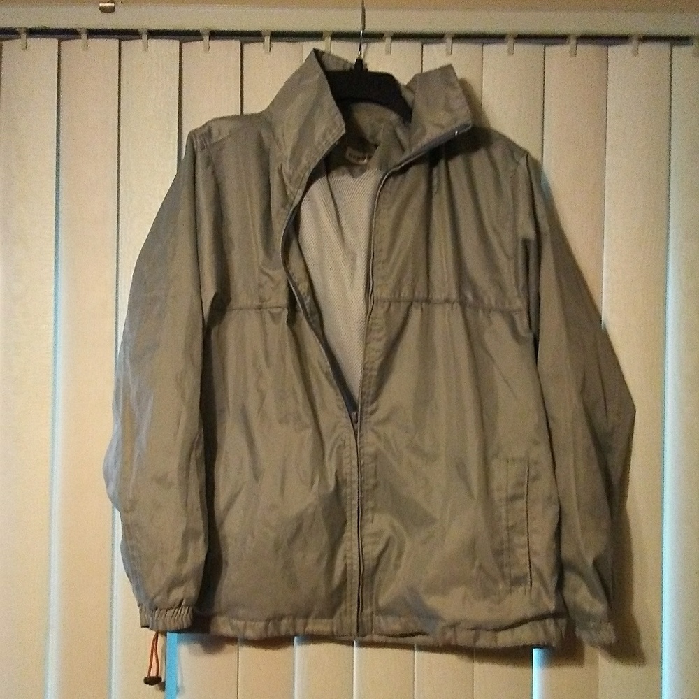 4/$30 🧥☔☂️🌂Grey rain jacket w/ hood men's XL